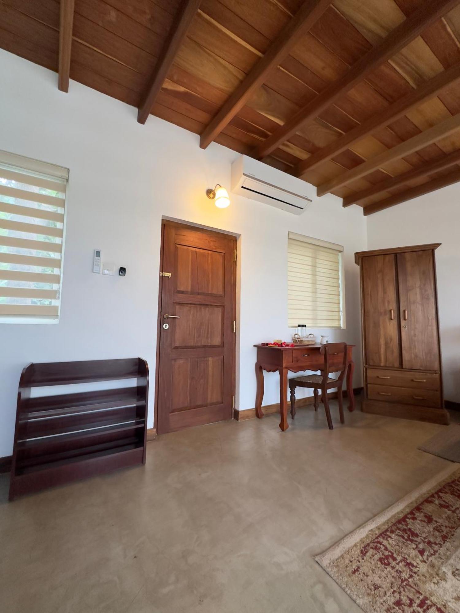 Colonial Residence Канди Экстерьер фото